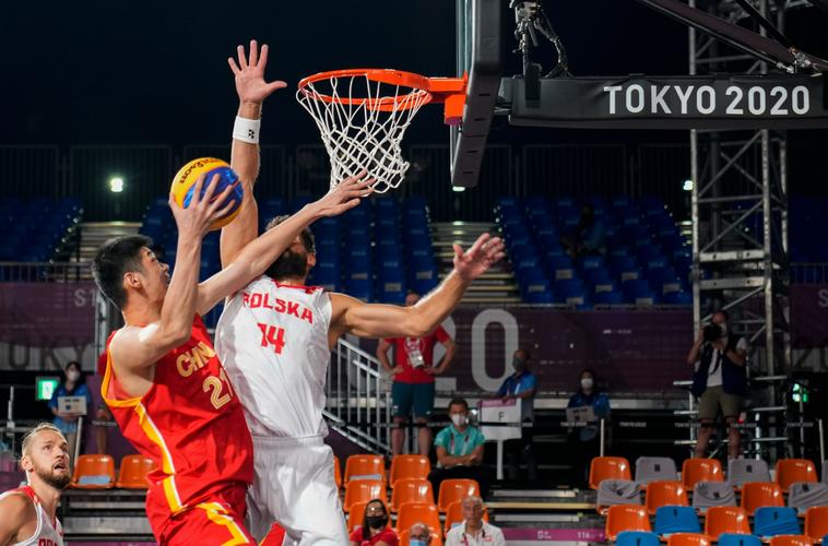 中国对波兰男篮比赛视频