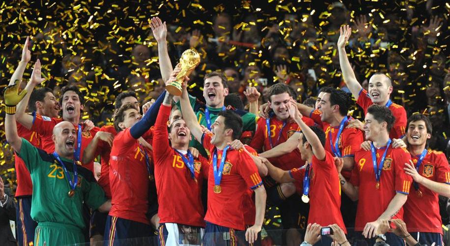 在南非世界杯西班牙史上第几次捧起大力神杯